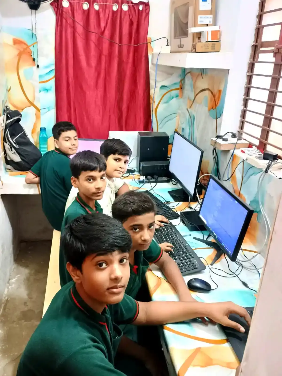 LM Integrated School Computer Lab Session 1