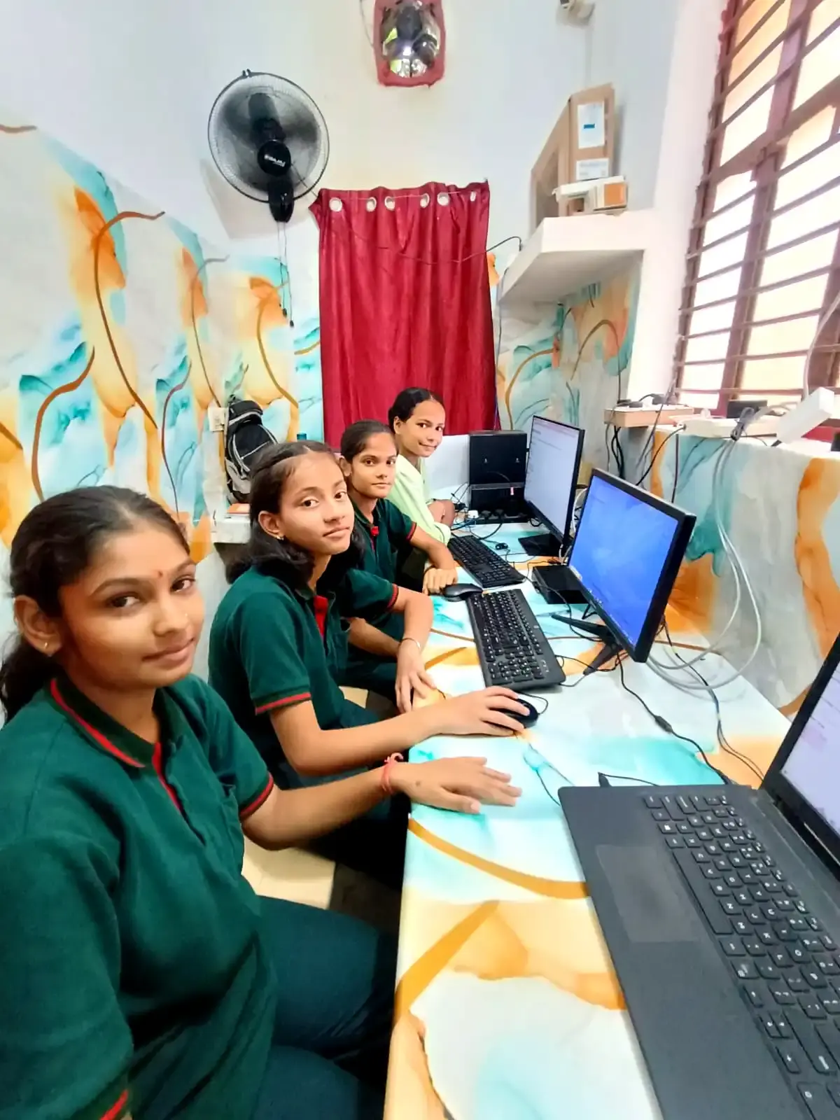 LM Integrated School Computer Lab Session 3
